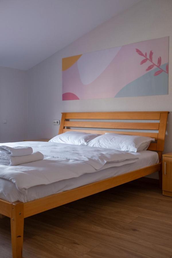 Mint Hotel Prizren Bagian luar foto