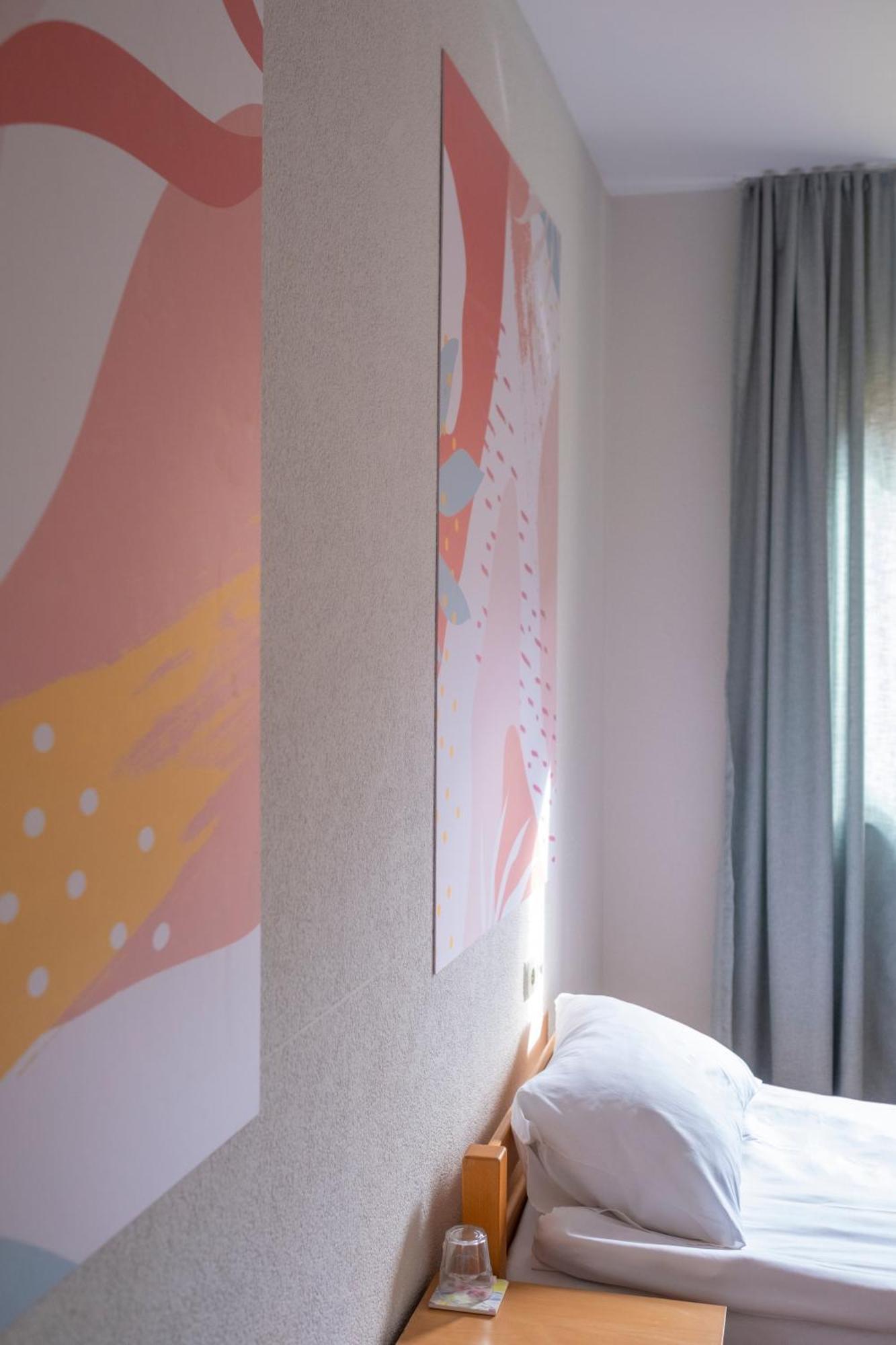 Mint Hotel Prizren Ruang foto